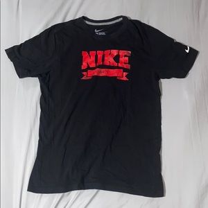 Nike T-shirt
